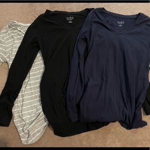 Bundle of Isabel Maternity by Ingrid & Isabel
XS long sleeve maternity tops